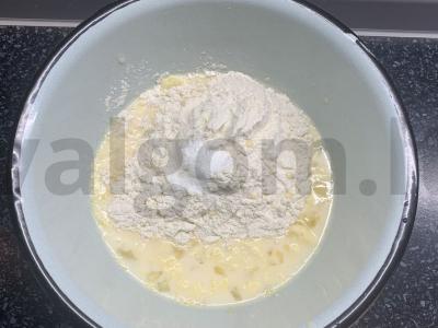 Mėlynių keksiukai Žingsnis 3