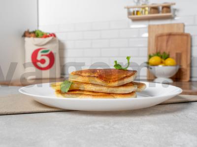 Pankekai iš rūgštaus pieno pagrindine nuotrauka