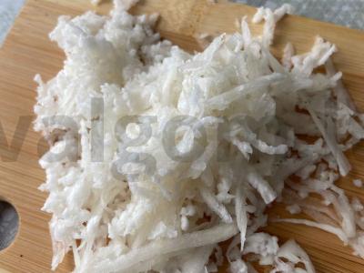 Daikon, morkų ir salotų salotos Žingsnis 2