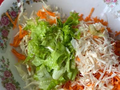 Daikon, morkų ir salotų salotos Žingsnis 5