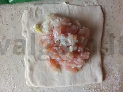 Patinga samsa iš paruošto sluoksniuoto tešlos Žingsnis 6