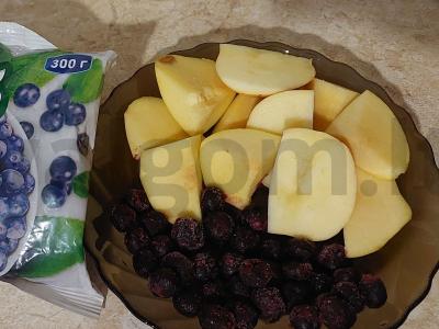 Mėlynių ir obuolių kompotas Žingsnis 2