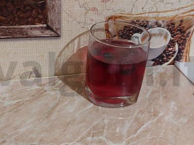 Mėlynių ir obuolių kompotas pagrindine nuotrauka