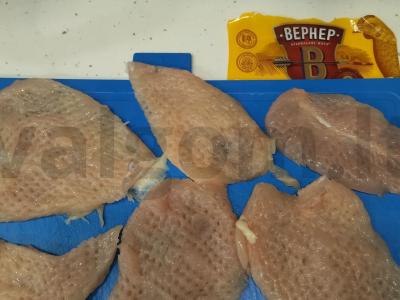 Vištienos filė, kepta džiūvėsėliuose Žingsnis 1