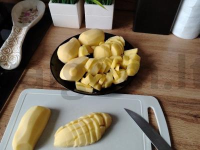 Bulvės su vištiena lėtoje viryklėje per 30 minučių Žingsnis 2