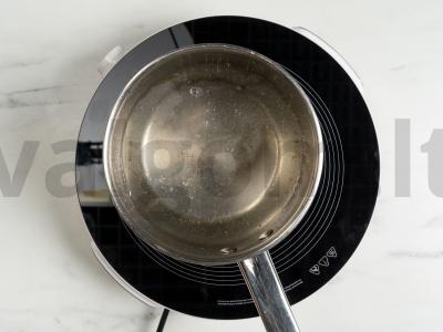 Skumbrė aštriame marinate Žingsnis 1