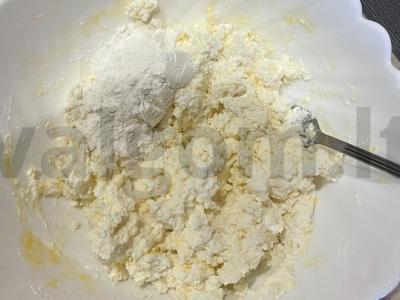 Švelnūs varškėčiai su vanile Žingsnis 3