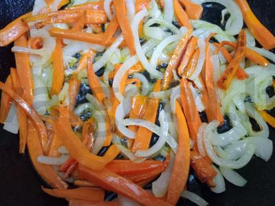 Basmati ryžių plovas su kiauliena ir česnaku Žingsnis 2