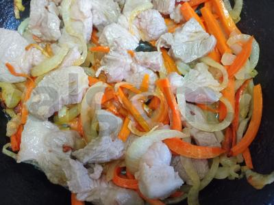 Basmati ryžių plovas su kiauliena ir česnaku Žingsnis 4