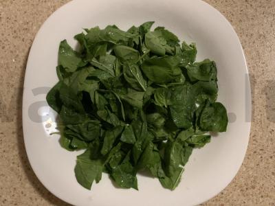 Salotos su špinatais, kepta burokėliais ir ožkos rikota Žingsnis 3