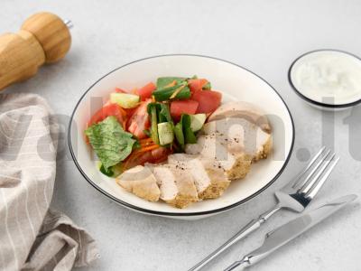 Troškinta vištiena namuose pagrindine nuotrauka