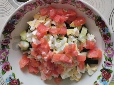 Žuvies salotos su sėlenomis ir žaliu svogūnu Žingsnis 6