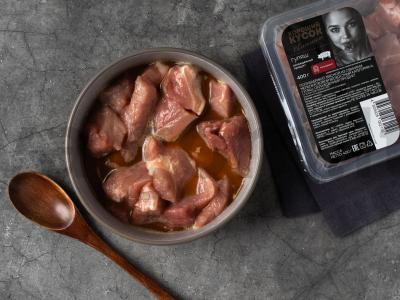 Kiauliena su žemės riešutais kinų stiliumi Žingsnis 2