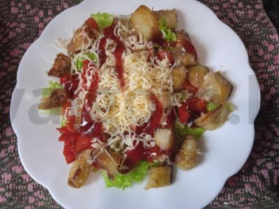 Salotas su traškiais baklažanais, gaudos sūriu ir spanguolių padažu Žingsnis 8