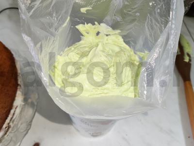 Tortas su grietinėlės kremu ir vyšniomis Žingsnis 13