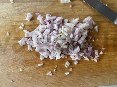 Pavasarinis dilgėlių sriuba Žingsnis 5