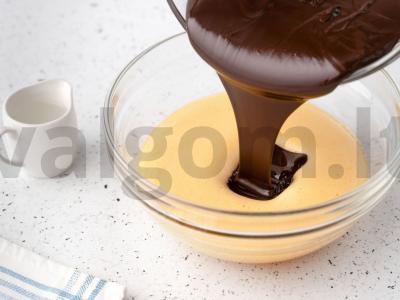 Be miltų šokoladinis sufleris Žingsnis 5