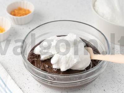 Be miltų šokoladinis sufleris Žingsnis 7