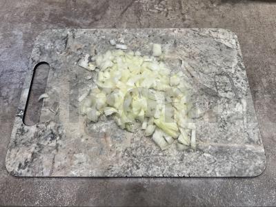 Salotas „Aštrus“ su rūkytomis vištienos krūtinėlėmis Žingsnis 2