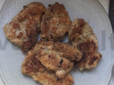 Kiaulienos kepsniai su prieskoniais pagrindine nuotrauka