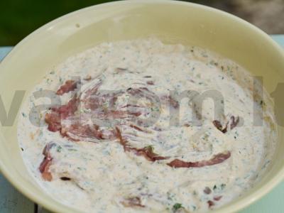 Vištienos šlaunelių ir špinatų burgeriai Žingsnis 3