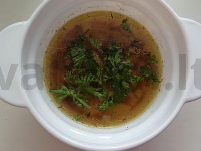 Grikių sriuba su vištiena pagrindine nuotrauka