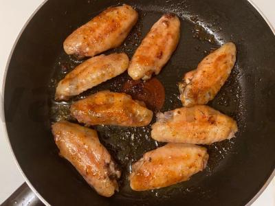 Karamelizuoti BBQ sparneliai Žingsnis 6