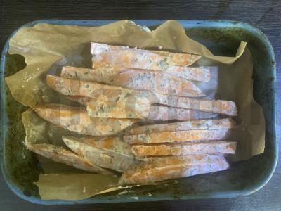 Saldžiųjų bulvių lazdelės su itališkais prieskoniais Žingsnis 5