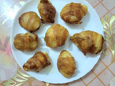 Kvapnus bulvės su bekonu orkaitėje pagrindine nuotrauka