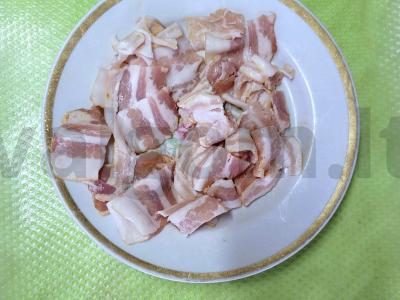 Grietinėlės spageti su bekonu keptuvėje Žingsnis 1