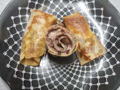 Blynai su varške ir serbentų uogiene pagrindine nuotrauka