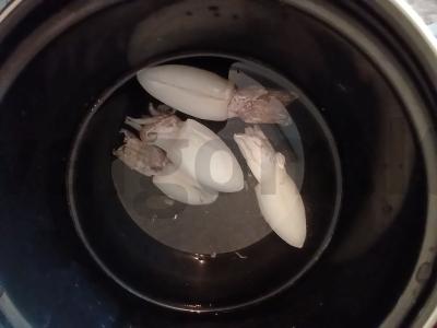 Daržovių salotas su čuka ir kalmaru Žingsnis 1