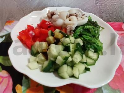 Daržovių salotas su čuka ir kalmaru Žingsnis 4