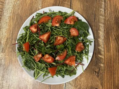 Salotas su pomidorais ir halumi sūriu Žingsnis 3