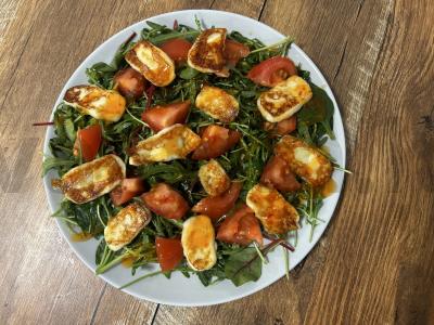 Salotas su pomidorais ir halumi sūriu Žingsnis 8