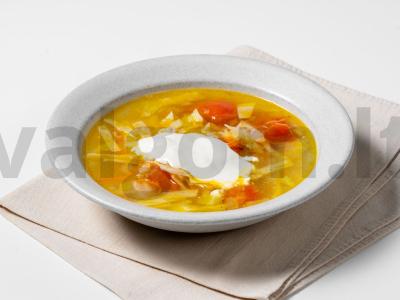 Kopūstų sriuba su vištiena pagrindine nuotrauka