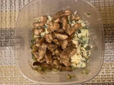 Salotas „Stolička“ su kalakutiena Žingsnis 7