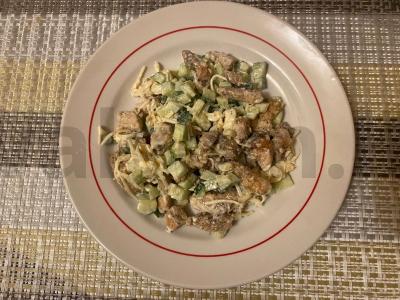 Salotas „Stolička“ su kalakutiena Žingsnis 8