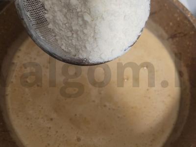 Medaus tortas „Medovik“ su kremu Žingsnis 3