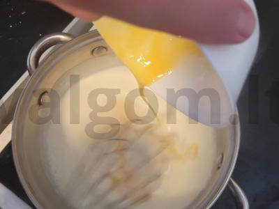 Medaus tortas „Medovik“ su kremu Žingsnis 11