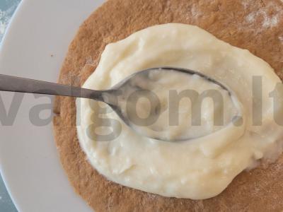 Medaus tortas „Medovik“ su kremu Žingsnis 13