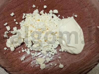 Varškės desertas su medumi ir mėlynėmis Žingsnis 2