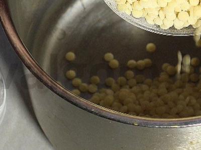 Vištiena su pttim po pesto padažu su džiovintais pomidorais, parmezanu ir grietinėlėmis Žingsnis 1