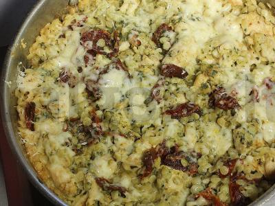 Vištiena su pttim po pesto padažu su džiovintais pomidorais, parmezanu ir grietinėlėmis Žingsnis 9