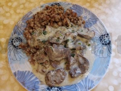 Kepenys grietinėlėje pagrindine nuotrauka