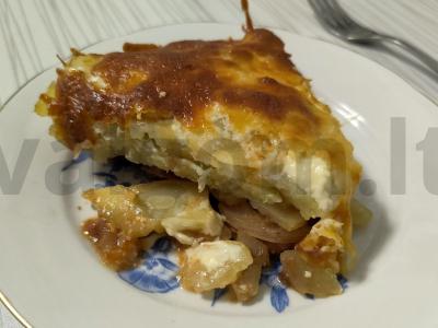 Bulvių apkepas su kiauliena ir sūriu pagrindine nuotrauka