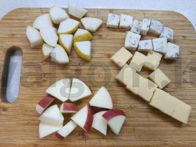 Sūrio kanapė su mėlynuoju pelėsiu ir vaisiais Žingsnis 2