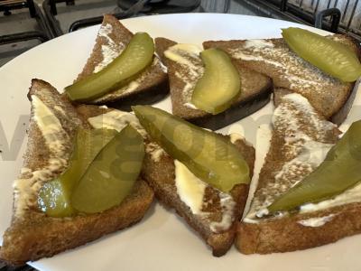 Sumuštiniai su šprotų ir petražolių Žingsnis 6