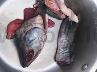 Lašišų sriuba Žingsnis 1