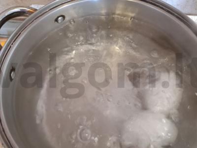 Jūros kopūstų salotos su kiaušiniais Žingsnis 1